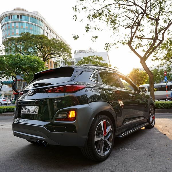 Độ Pô Đôi Akrapovic Thể Thao Xe Hyundai Kona