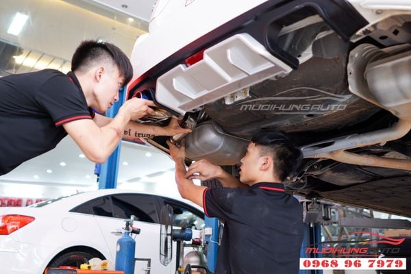 Độ Pô Titan Cao Cấp Cho Honda Civic