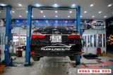 Độ pô xe Toyota Camry mẫu pô vuông Audi