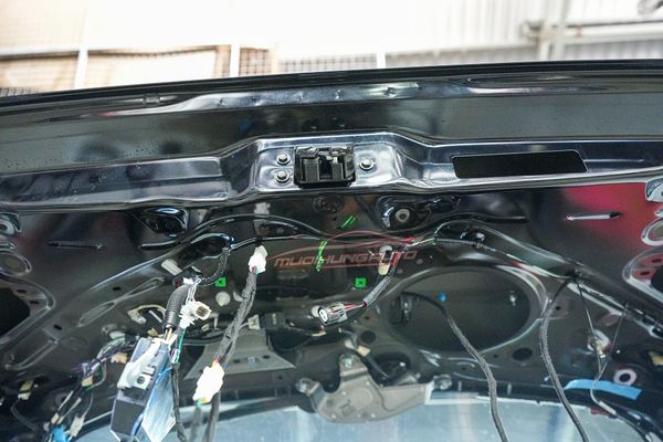 Độ Ty Cốp Điện Cho Xe Toyota Fortuner 2019 Tại TPHCM