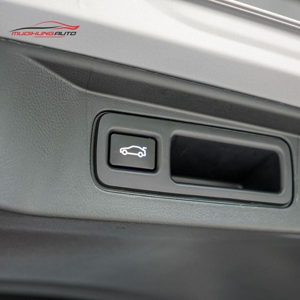 Cốp Điện Ô Tô Toyota Fortuner