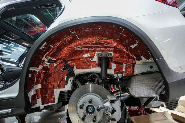 Dán Cách Âm Chống Ồn Thương Hiệu DrArtex Cho Xe Mercedes GLC300