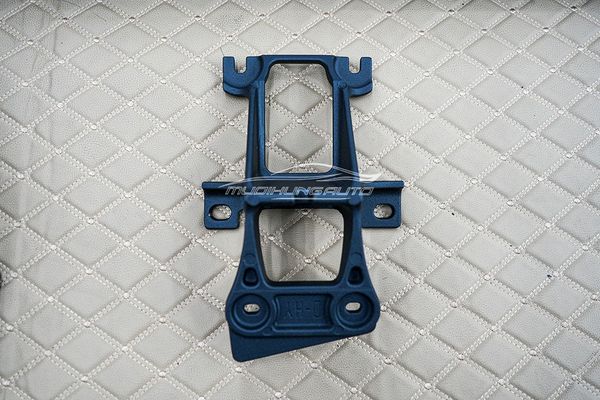 Lắp Bệ Bước Chân Chất Lượng Cho Xe Range Rover