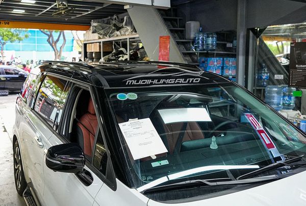 Dán Nóc Đen Cao Cấp Cho Xe Kia Carnival 2022