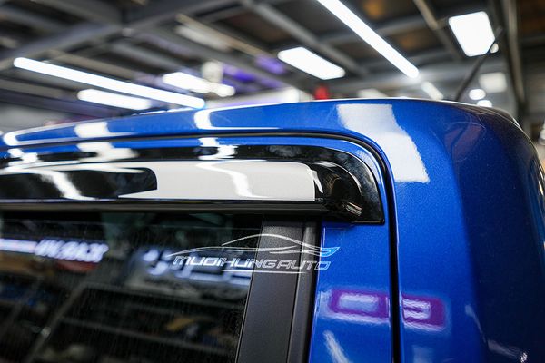 Lắp Vè Che Mưa Cao Cấp Cho Xe Ford Ranger XLS 2023