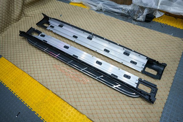 Bệ Bước Chân Cho Xe Porsche Cayenne 2012 - 2022