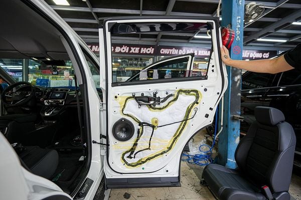 Nâng Cấp Hệ Thống Âm Thanh Alpine Cho Xe Honda Crv 2022