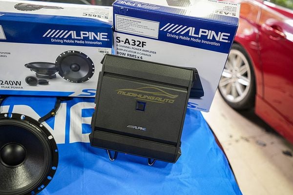 Độ Âm Thanh Alpine Cho Xe Toyota Altis 2017