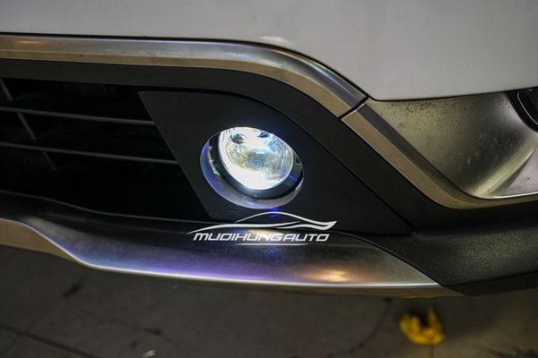 Độ Đèn Bi Gầm AES Q8 Pro Cho Xe Kia Carnival 2022