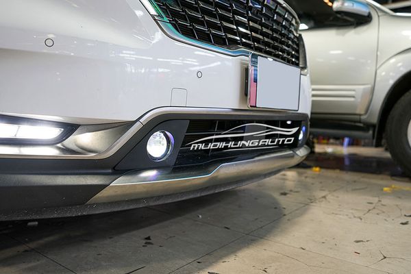 Độ Đèn Bi Gầm AES Q8 Pro Cho Xe Kia Carnival 2022