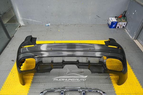 Body Kit Cho Xe Mercedes GLS Lên Đời Maybach GLS 600 2022