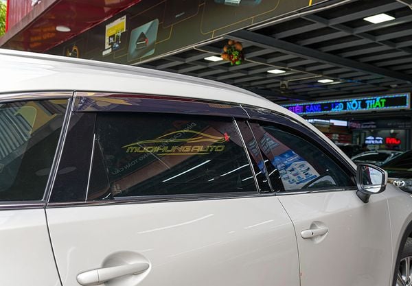 Lắp Vè Che Mưa Cho Xe Mazda Cx8 2023