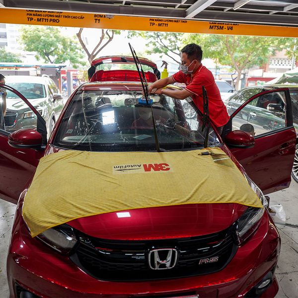 Dán Phim Cách Nhiệt 3M Chính Hãng Cho Honda Brio