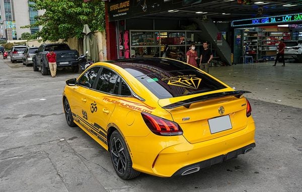 Dán Decal Cao Cấp Cho Xe MG5