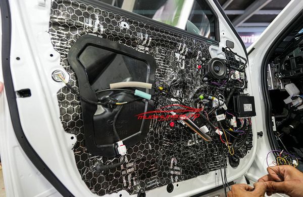 Nâng Cấp Hệ Thống Âm Thanh Cao Cấp Cho Xe Mazda 3 2022