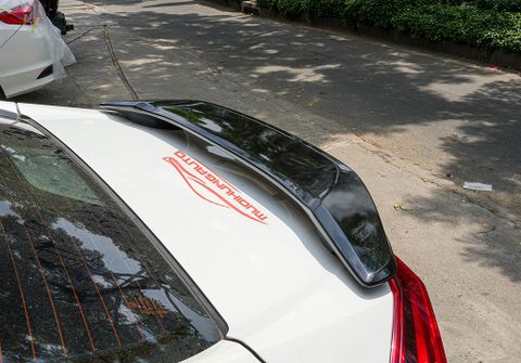 Gắn Phụ Kiện Đuôi Cá Cao Cấp Cho Xe Honda Civic 2019