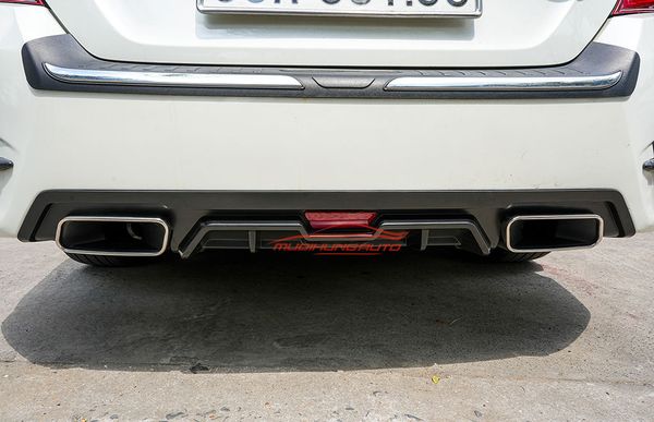 Độ Pô Mẫu Vuông Cao Cấp Cho Xe Honda Civic 2019