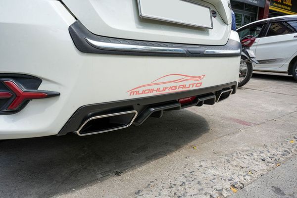 Độ Pô Mẫu Vuông Cao Cấp Cho Xe Honda Civic 2019