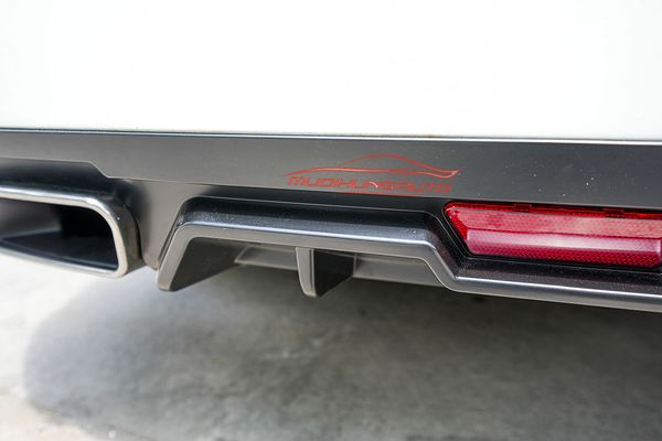 Độ Pô Mẫu Vuông Cao Cấp Cho Xe Honda Civic 2019