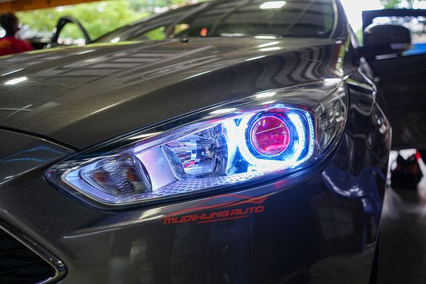 Nâng Cấp Hệ Thống Ánh Sáng Cao Cấp Cho Xe Ford Focus