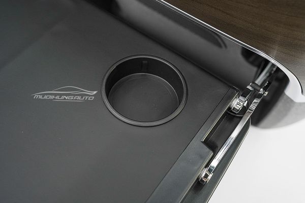 Bàn Xếp Lưng Ghế Cao Cấp Cho Xe Lexus