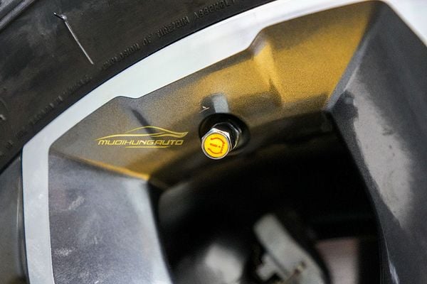 Lắp Cảm Biến Áp Suất Lốp ICAR TPMS C397 Cho Xe Honda CRV