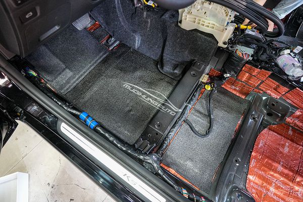 Dán Cách Âm Chống Ồn DrArtex Chính Hãng Xe Kia K5 2022