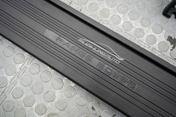 Lắp Đặt Bệ Bước Chân Cao Cấp Cho Xe Range Rover Sport 2020 - 2022