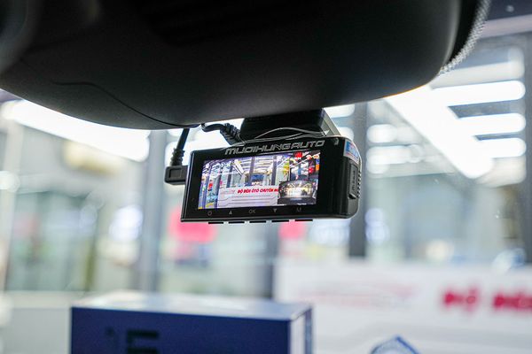 Lắp Camera Hành Trình Vietmap Speedmap M1 Cho Xe Mazda 2