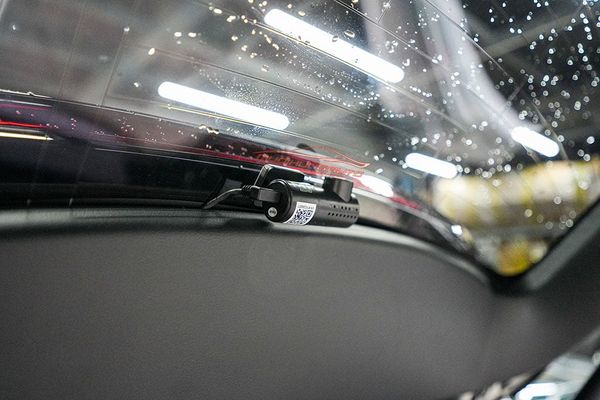 Gắn Camera Hành Trình Vietmap Speedmap M1 Cho Xe Mazda Cx30 2022