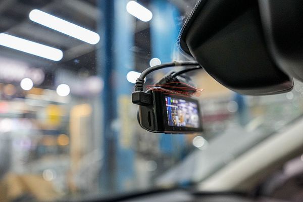 Gắn Camera Hành Trình Vietmap Speedmap M1 Cho Xe Mazda Cx30 2022