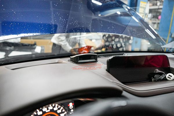 Gắn Cảm Biến Áp Suất Lốp Ellisafe TPMS iCar TN405 Cho Xe Mazda Cx30 2022