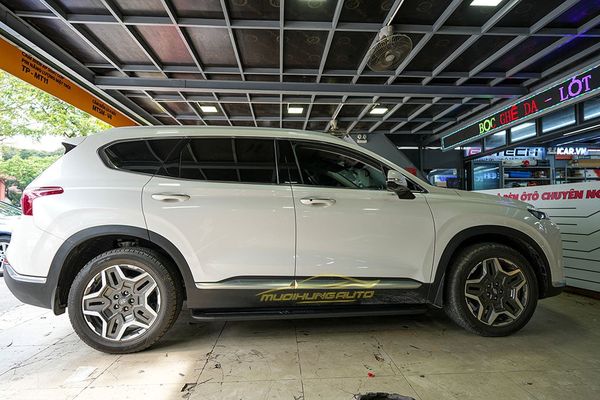 Lắp Bệ Bước Lên Xuống Cho Xe Hyundai Santafe 2022