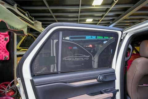 Tấm Che Nắng Xe Ford Everest Titanium 2023