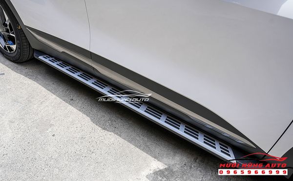 Lắp Bệ Bước Cao Cấp Cho Xe Kia Sportage 2022