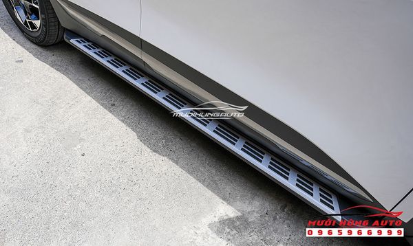 Lắp Bệ Bước Cao Cấp Cho Xe Kia Sportage 2022