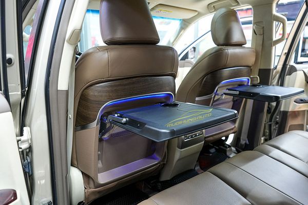 Lắp Bàn Xếp Lưng Ghế Cao Cấp Cho Xe Lexus GX460 2015