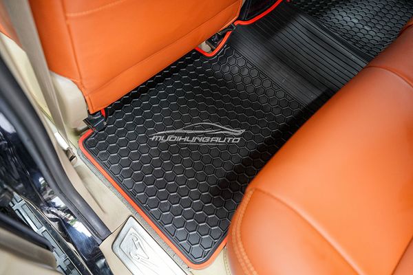 Thảm Lót Sàn Xe Toyota Fortuner 2015