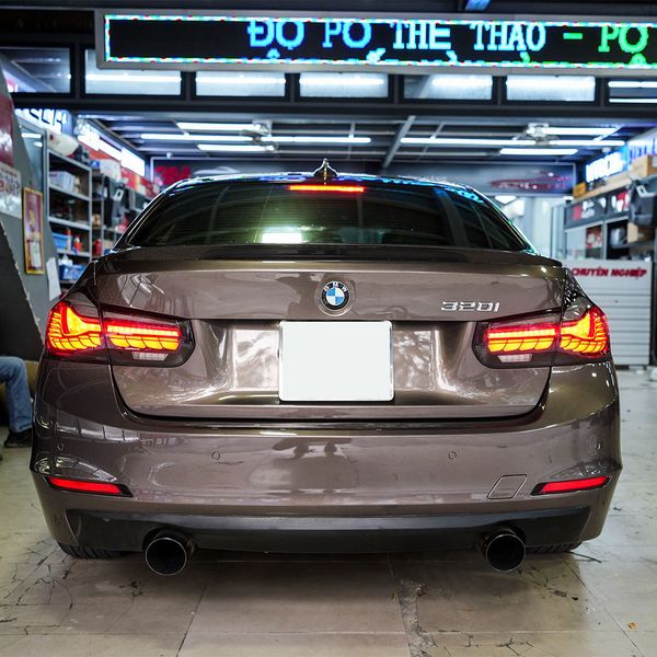 Thay Đèn Hậu Nguyên Cụm Cho Xe BMW 320i 2019