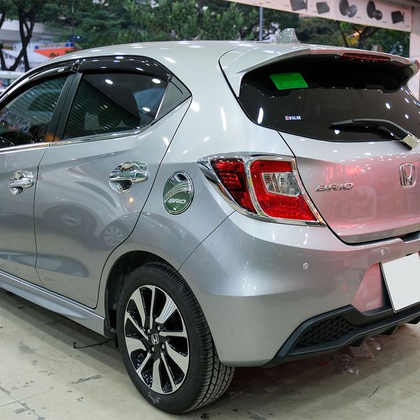 Gắn Ốp Nắp Bình Xăng Cao Cấp Cho Honda Brio