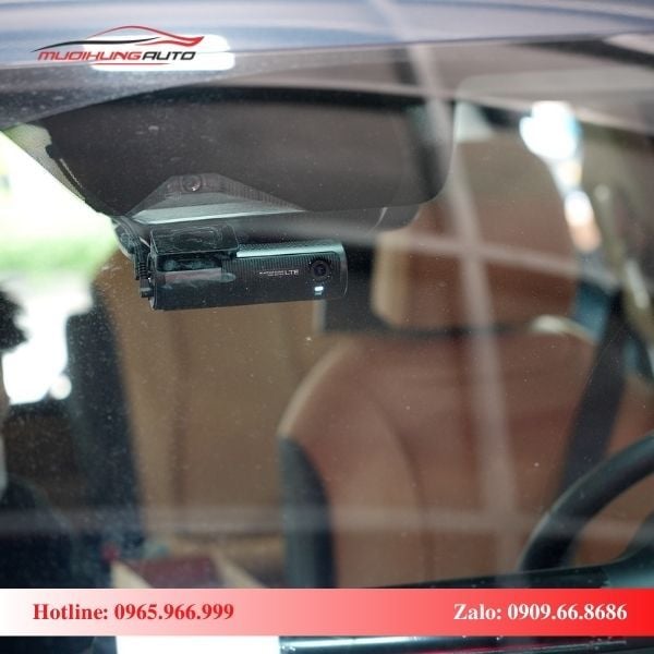 Gắn Camera Hành Trình Blackvue DR750X-2CH LTE Plus Cho Kia Carnival 2022 Uy Tín