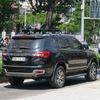 Ford Everest 2020 gắn baga vuông chính hãng cao cấp