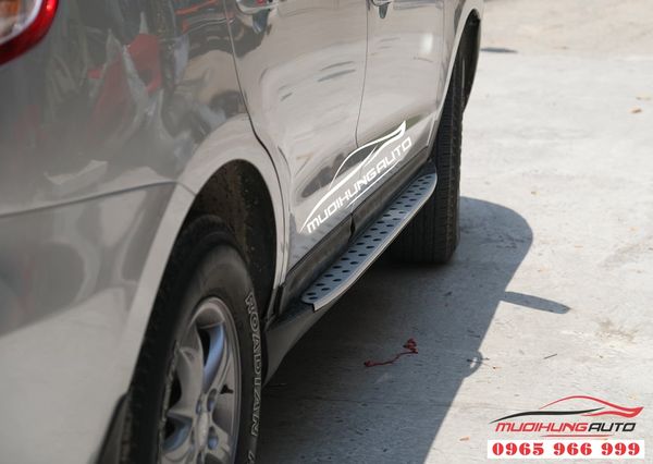 Bệ bước Hyundai Santafe 2008-2012