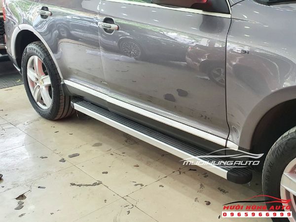 Lắp Đặt Bệ Bước Chân Cho Xe Porsche Chuyên Nghiệp