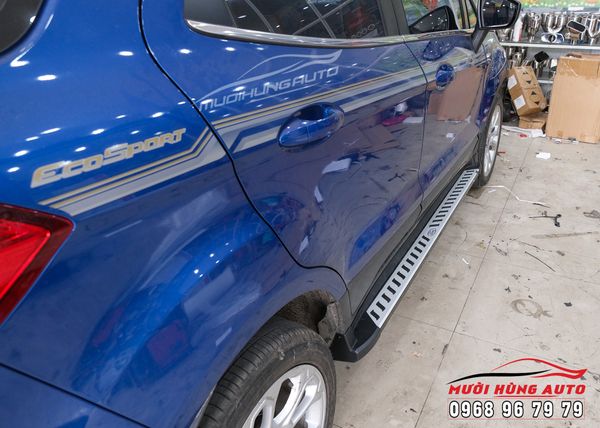 Gắn Bệ Bước Mẫu Có Chữ Xe Ford Ecosport 2020