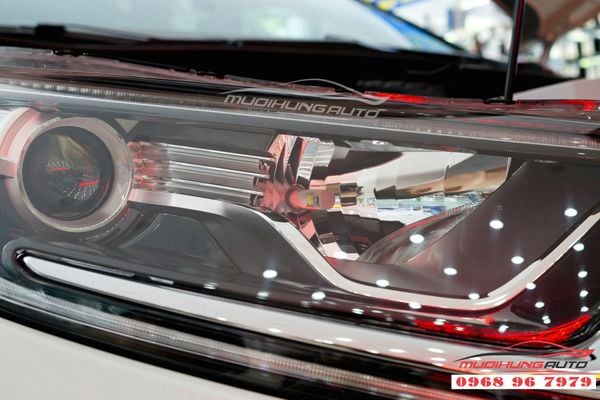Gắn bóng LED siêu sáng cho Honda CRV 2019 chính hãng