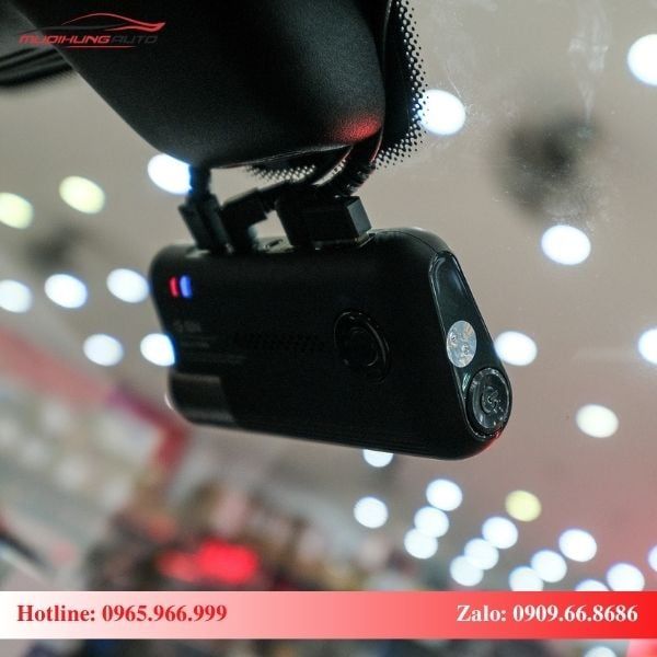 Gắn Camera Hành Trình GNET G-ON Xe Mercedes C300