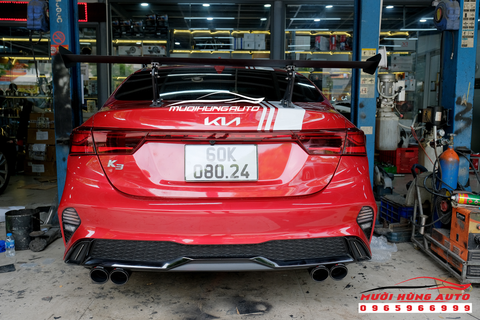 Gắn Đuôi Cá Cho Xe KIA K3 Mang Đậm Nét Cá Tính