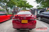 Gắn đuôi cá có đèn cao cấp cho xe Toyota Vios