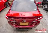 Gắn đuôi cá có đèn cao cấp cho xe Toyota Vios